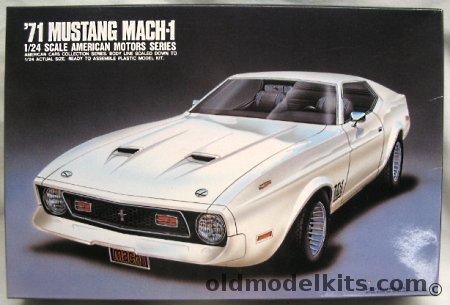 Arii 1/24 1971 Ford Mustang Mach 1, 311032-1500 plastic model kit